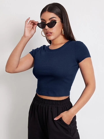 Teen Solid Crew Neck Fitted Crop Top